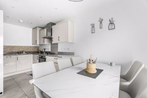 Kitchen/Diner- click for photo gallery
